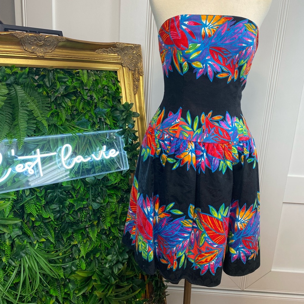 AJ Bari Vtg Floral Tapestry Strapless Pleated Fit and Flare Dress | Sz 4